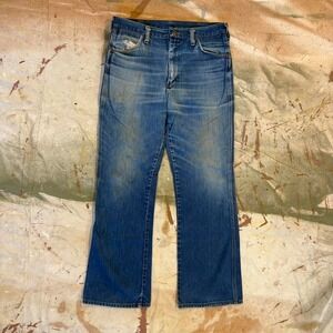 Vintage 1980s Beautifully faded Wrangler Jeans Measure 32x29